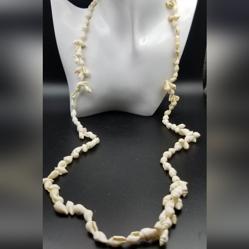 Exquisite‎ authentic seashell intricate necklace